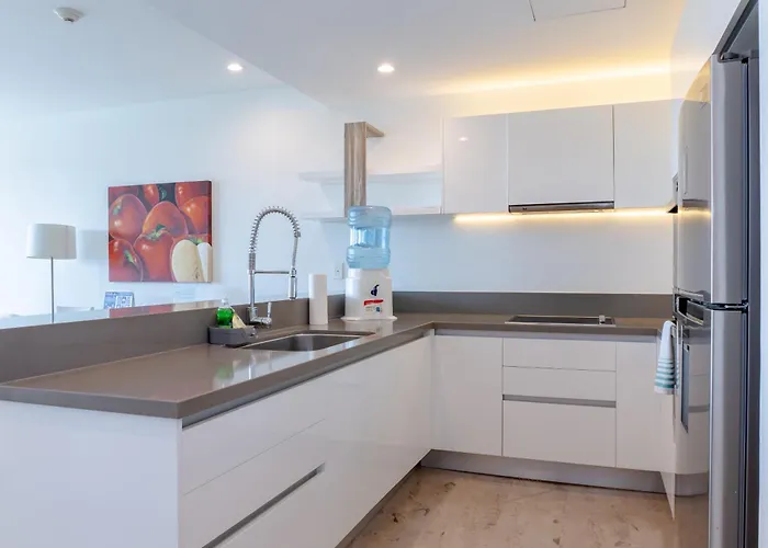 Contemporary Design Oceana 422 Apartamento